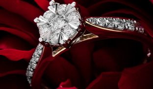 Jak czyścić biżuterię z diamentami?